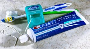 balinošās zobu pastas