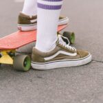 izvēlēties pirmos apavus bērnam